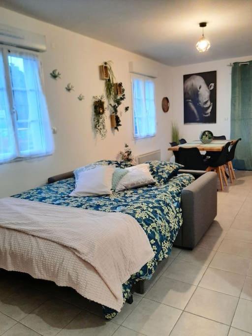 Apartamento Proche Aeroport A Pied O' Jungle Tillé Exterior foto